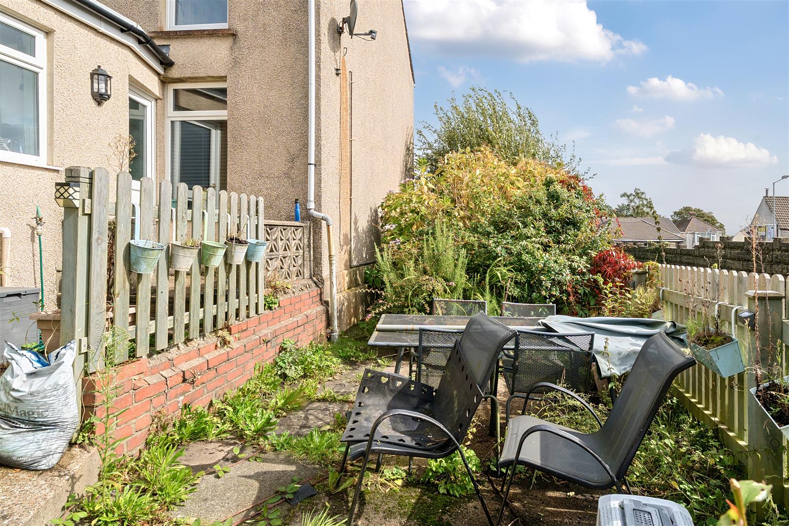 Llangyfelach Road, Treboeth, Swansea, SA5 9AX